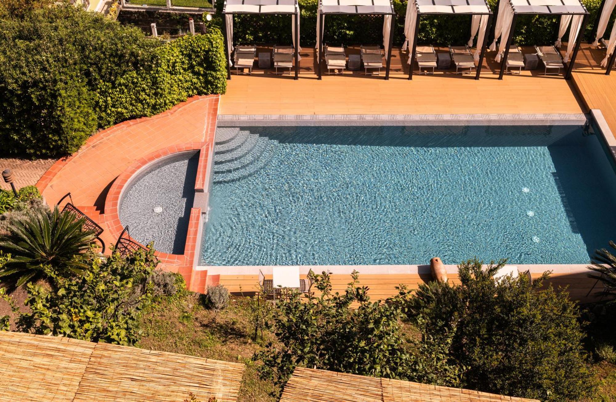 Hotel Villa Edera & La Torretta مونيلّي المظهر الخارجي الصورة