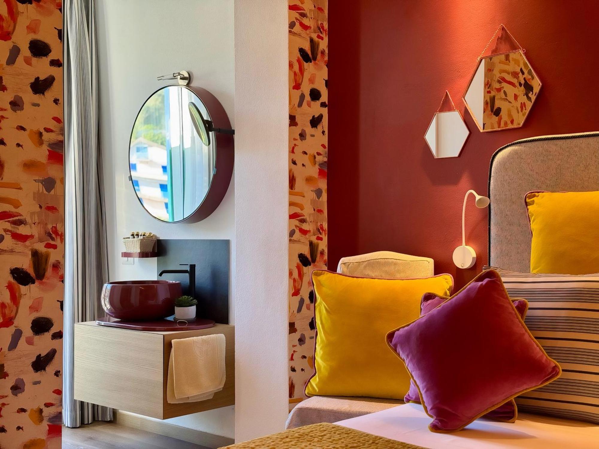 Hotel Villa Edera & La Torretta مونيلّي المظهر الخارجي الصورة